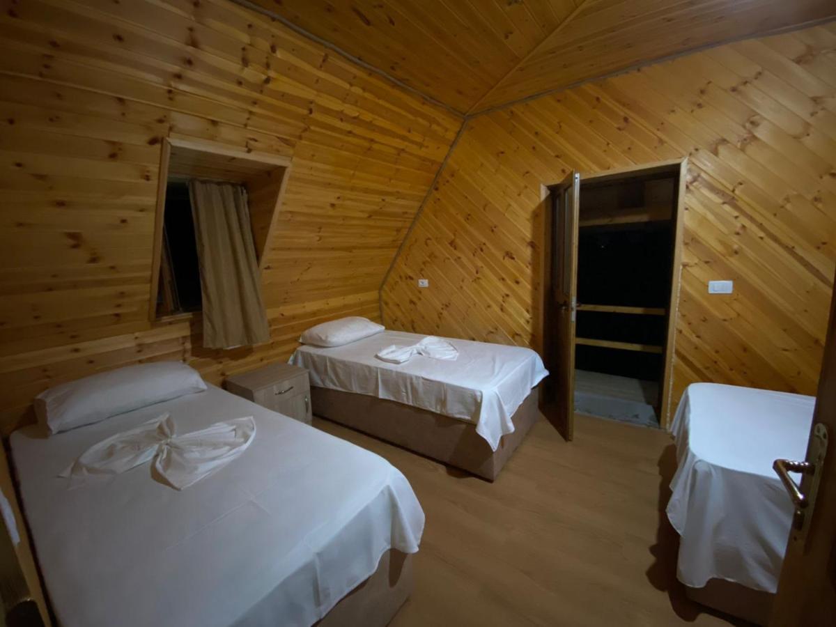 Bujtina Vellezerit Grrela Hotel Theth Ngoại thất bức ảnh